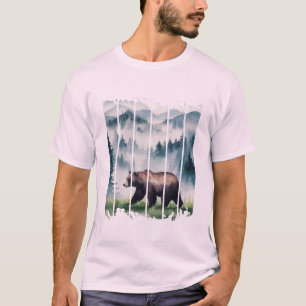 T-shirt un ours dans la forêt sauvage brumeuse