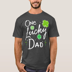 T-shirt Un papa chanceux qui ressemble au Jour de la Saint