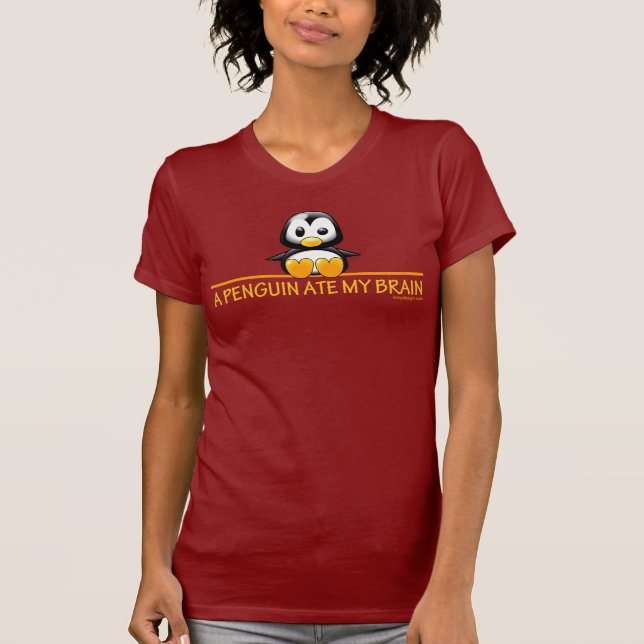 T-shirt Un Penguin Mange Mon Cerveau (Devant)