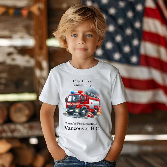 T-shirt Un pompier héroïque s'attaque à l'incendie de la v (Créateur téléchargé)