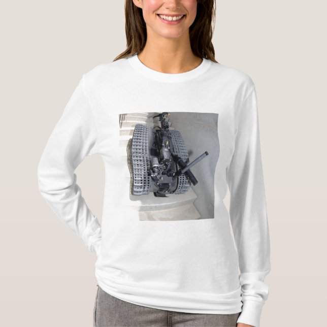 T-shirt Un robot Talon 3B escalade un vol de stai (Devant)