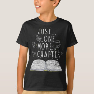 T-shirt un seul chapitre de plus lisant des livres