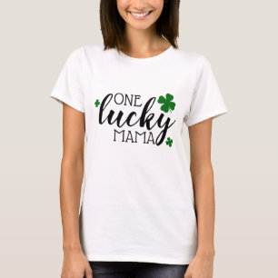 T-shirt Un Shamrock chanceux de maman Clover St Patrick's 