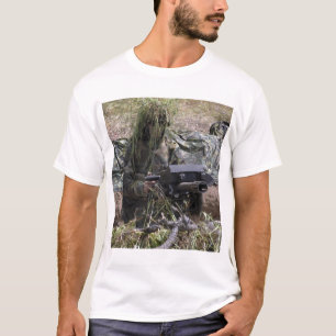 T-shirt Un soldat avec le lance-grenades MK-19