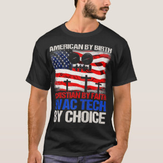 T-shirt Un Technicien de HVAC remet le drapeau américain C