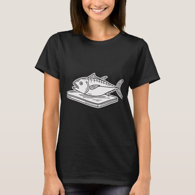 T-shirt Un thon reposant sur une planche à découper (Devant)