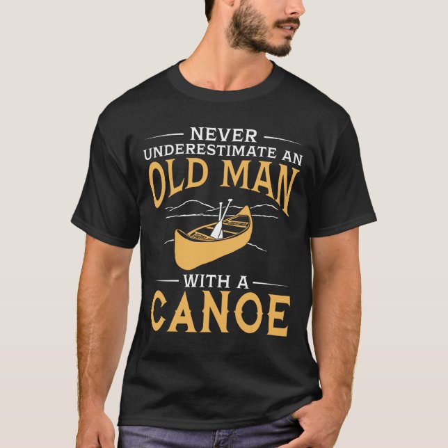 T-shirt Un vieil homme avec un canoë (Devant)