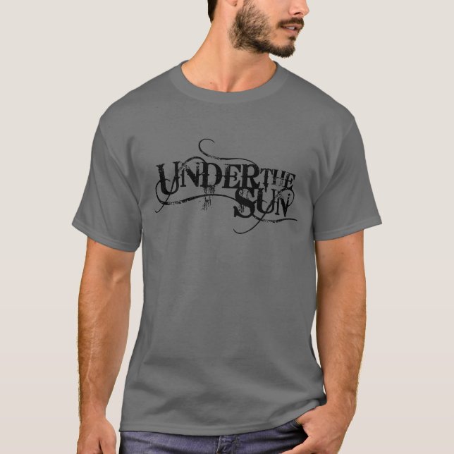 T-shirt UnderTheSun - la pièce en t gris-foncé des hommes (Devant)