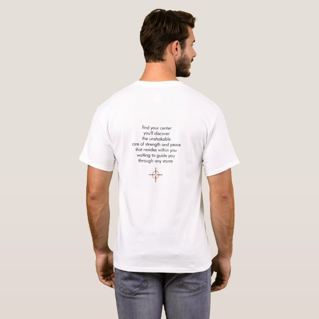 T-shirt Une conception circulaire avec point focal (Dos entier)