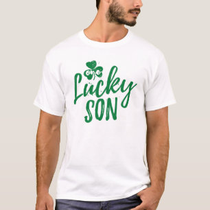 T-shirt Une famille d'un fils chanceux qui correspond à l