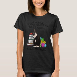 T-shirt Une Femme Ne Peut Survivre Sur Les Livres Elle-Mêm