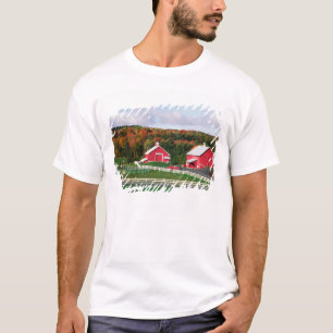T-shirt Une ferme dans le Vermont près de Peacham. DISPONI