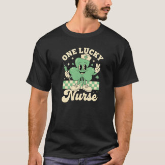 T-shirt Une infirmière chanceuse - Art mascotte Shamrock r