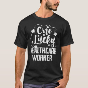 T-shirt Une infirmière en soins de santé chancelante St Pa