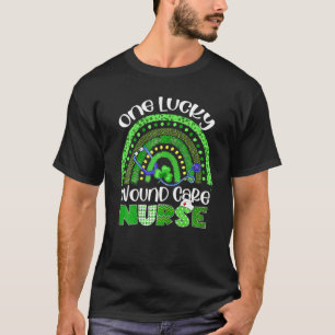 T-shirt Une infirmière en soins de santé chancelante Steth