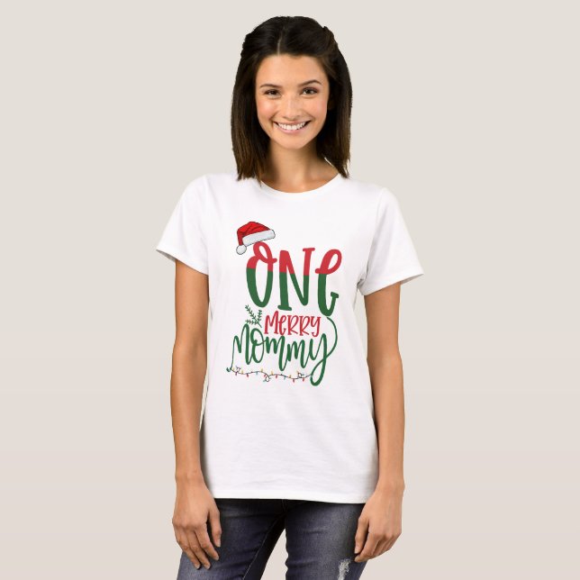T-shirt Une joyeuse maman de la famille correspondant Noël (Devant entier)