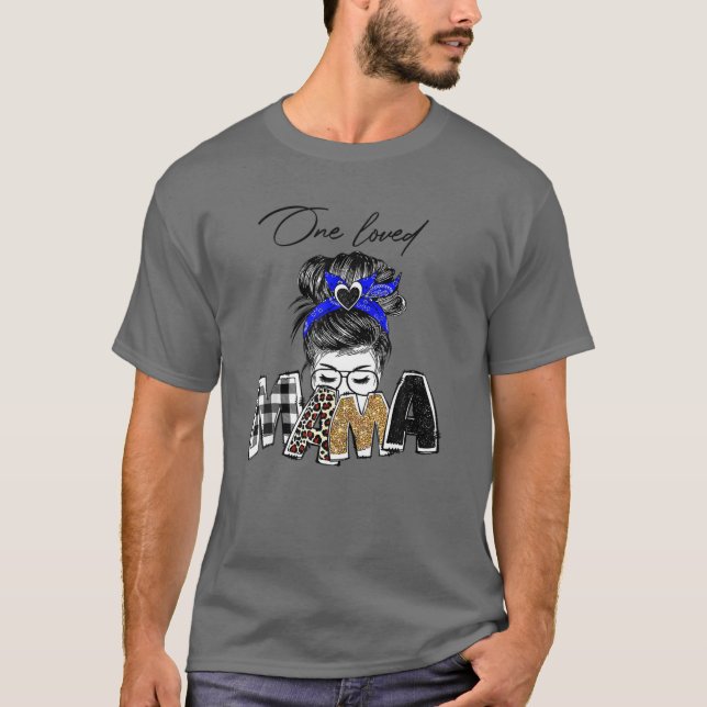 T-shirt Une maman aimée Maman Vie Messy Leopard Bun Mère (Devant)