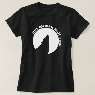 T-shirt Une meute de loups de femme dans le noir