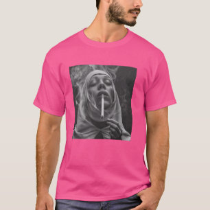 T-shirt Une nonne chaude fume la cigarette, Rebellious nun