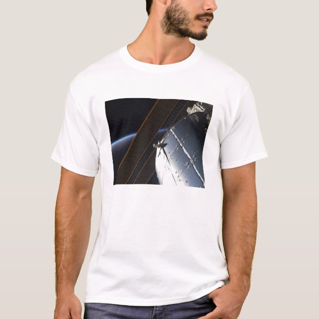 T-shirt Une partie de la Station spatiale internationale (Devant)