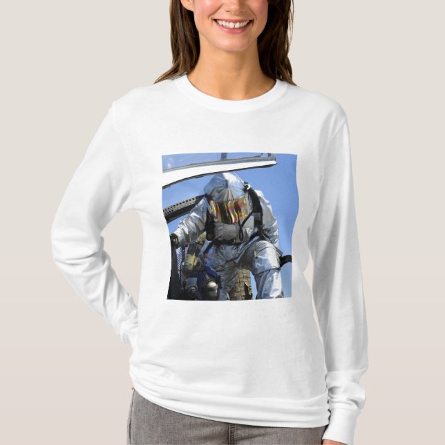 T-shirt Une perceuse secourue est effectuée sur le poste d (Devant)