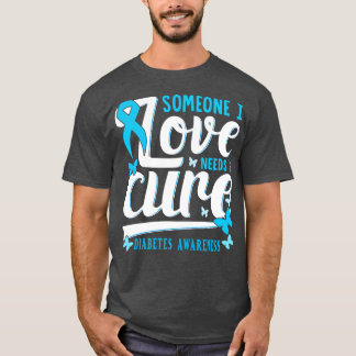 T-shirt Une personne que j'aime a besoin d'un remède Sensi