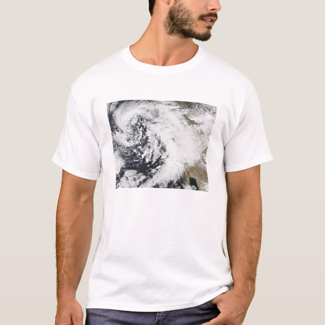 T-shirt Une série de fortes tempêtes avec des vents violen (Devant)