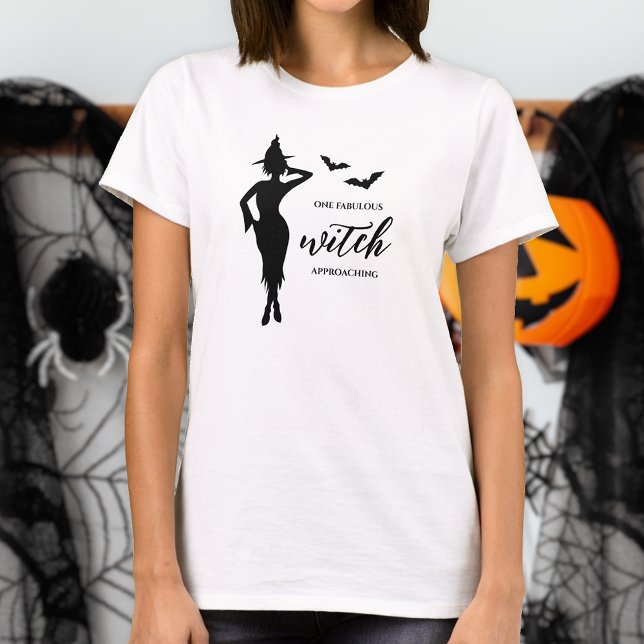 T-shirt Une Sorcière Fabuleuse À L'Approche Et Des Chauves (Créateur téléchargé)