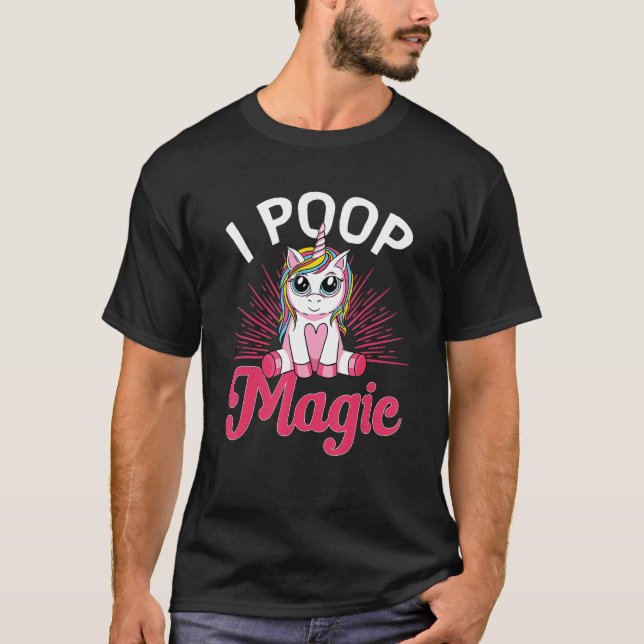 T-shirt Unicorne arc-en-ciel i poop magie (Devant)