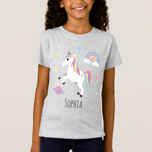 T-Shirt Unicorne et nom des filles mûres de violet magique