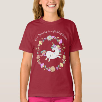 T-shirt Unicorne lunaire dans une couronne