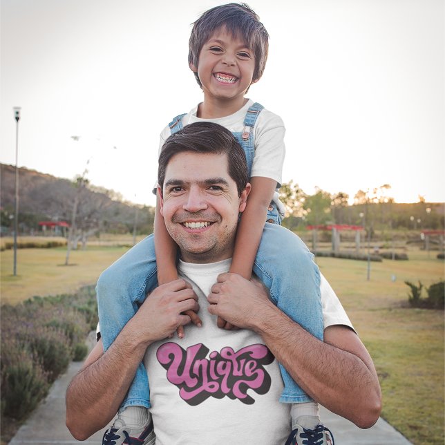 T-shirt Unique (Créateur téléchargé)