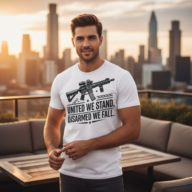 T-shirt Unis Nous Tenons (Créateur téléchargé)