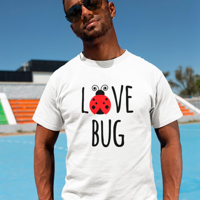 T-shirt unisexe Love Bug (Créateur téléchargé)