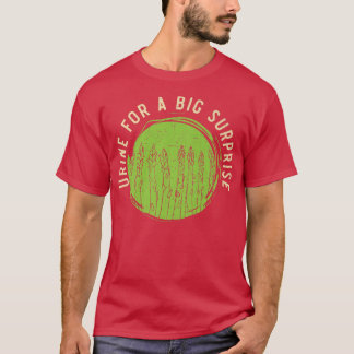 T-shirt Urine Pour Un Gros Asparagus Végétal Surprise