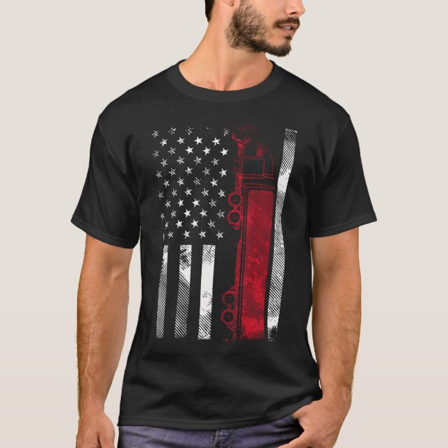 T-shirt Us American Flag Semi-Truck Driver 18 Wheeler (Devant)