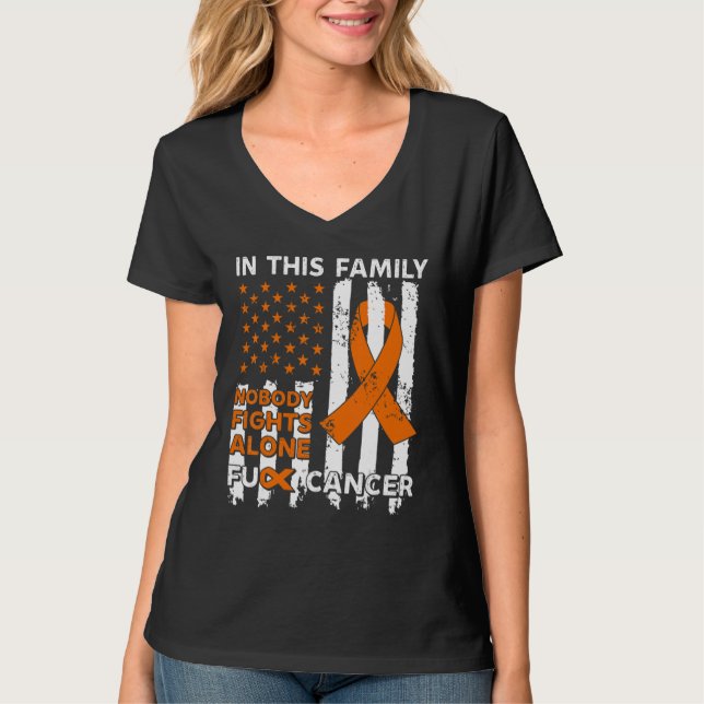 T-shirt US flag in this family nobody fights alone orange  (Devant)