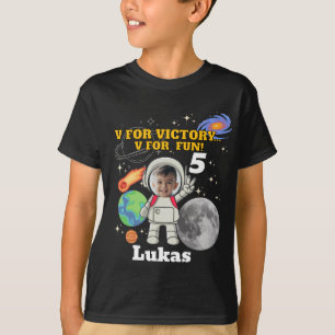 T-shirt V pour la victoire V pour le plaisir Anniversaire 