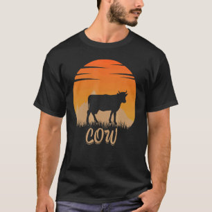 T-shirt Vache Animal Chaud Dans La Montagne Dans La Nature