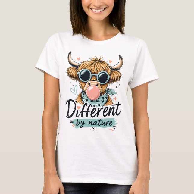 T-shirt Vache des Highlands Différente par Nature Graphiqu (Devant)