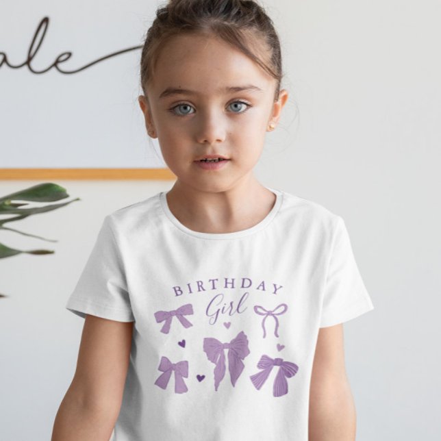 T-Shirt Vaches blanches violettes Whimsical Anniversaire f (Créateur téléchargé)