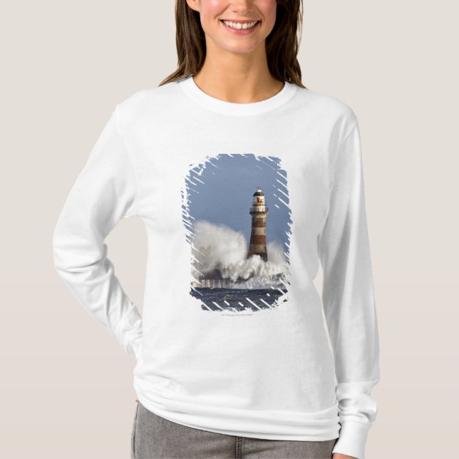 T-shirt Vagues se brisant contre le phare de Roker (Devant)