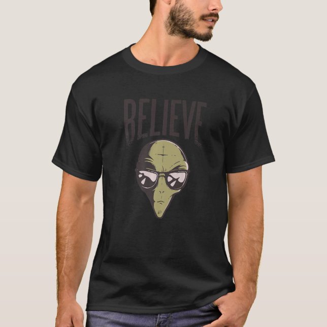 T-shirt Ventilateur de vaisseau spatial Alien Alien Ufo (Devant)
