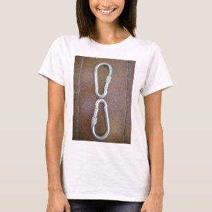 T-shirt Verrouillage : Conception de serrure de carabiner 