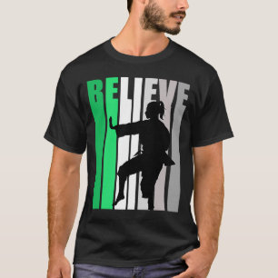 T-shirt Vert Croire Motivant filles Karate Retro Graphi