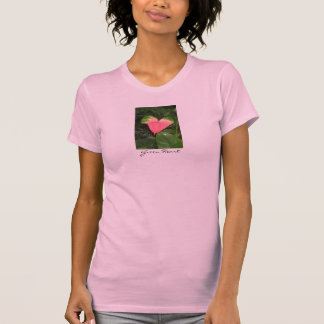 T-shirt vert d'Eco de coeur