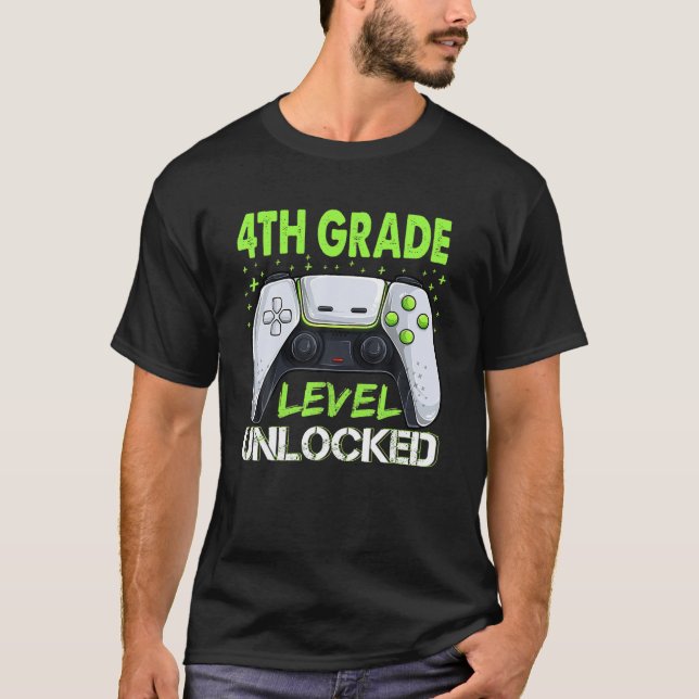 T-shirt Vêtements déverrouillés De 4E Année, Retour À L'Éc (Devant)