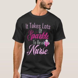 T-shirt Vêtements d'infirmière graphiques Il faut beaucoup