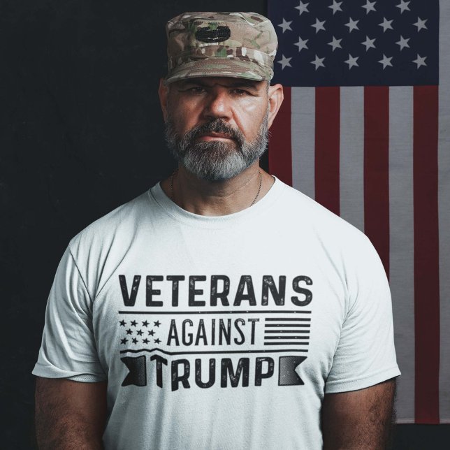 T-shirt Vétérans contre Trump (Créateur téléchargé)