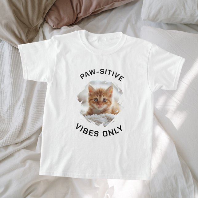 T-shirt Vibes à mâchoires seulement photo de chat fille (Créateur téléchargé)